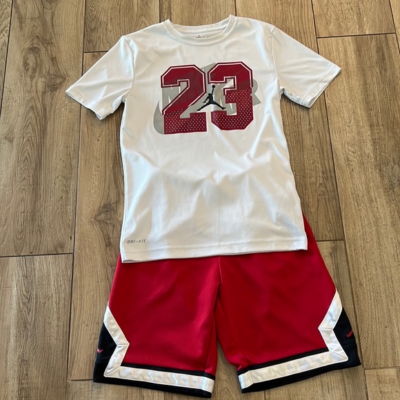 Jordan Other - Nike Air Jordan Dri-Fit Set Youth Large